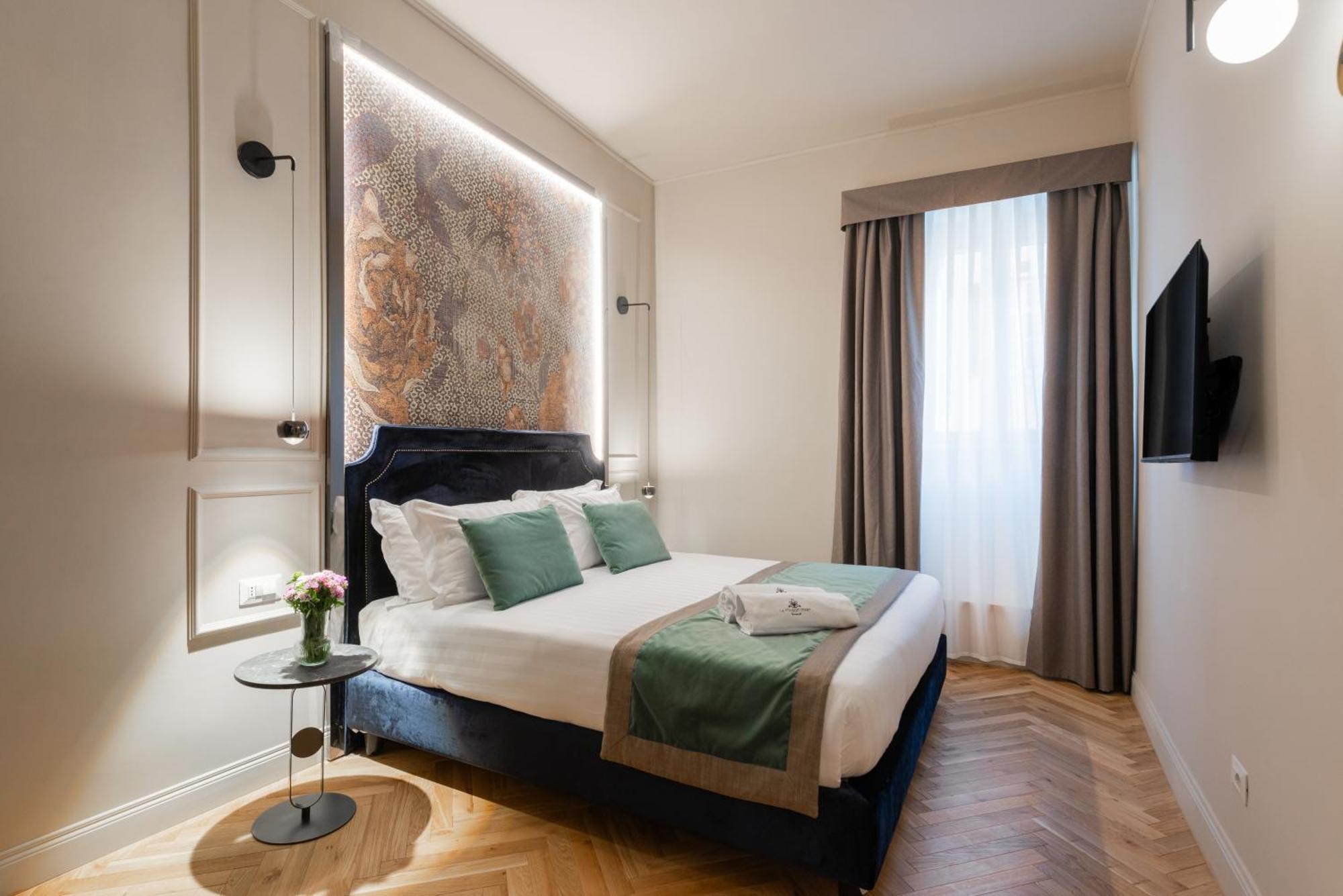 H77 - Maison D'art Collection Apartahotel